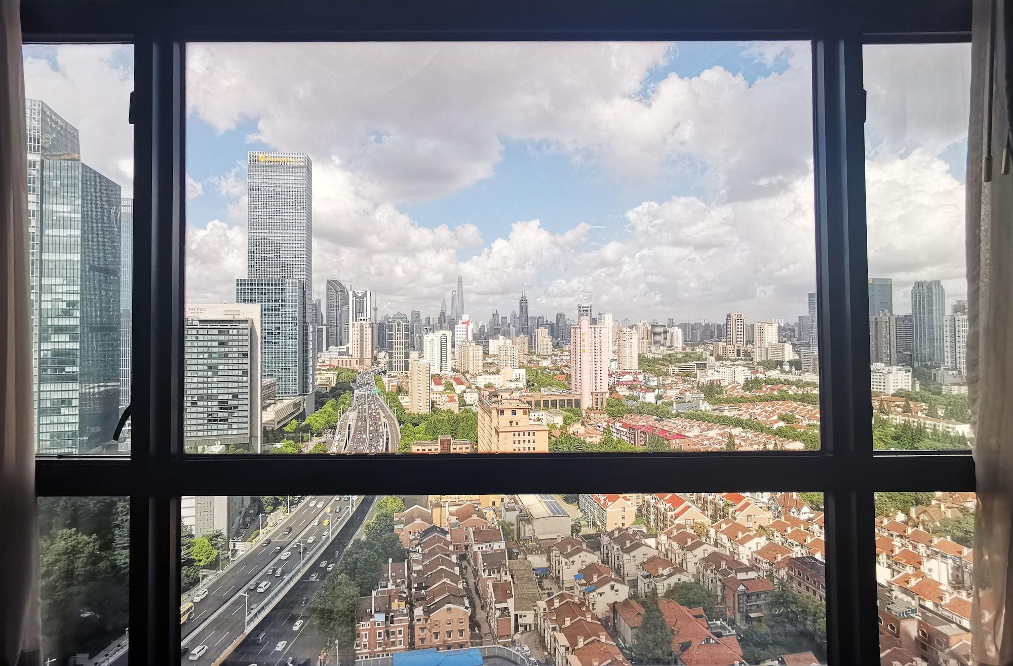 Equatorial Hotel Shanghai